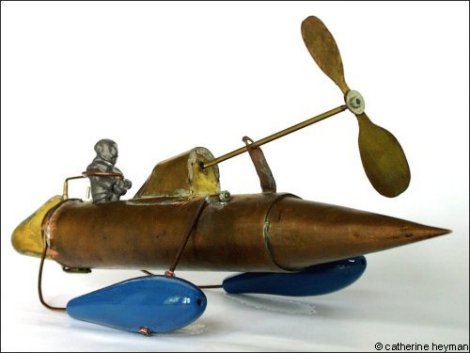 jouets, Hydroglisseur en entier avec son helice, son pilote et ses floteurs